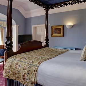 Four Poster Room